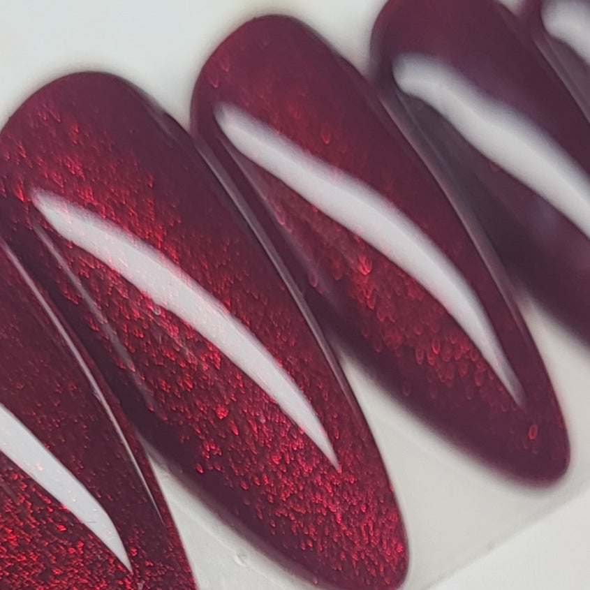 Velvet Red - Press-on nails