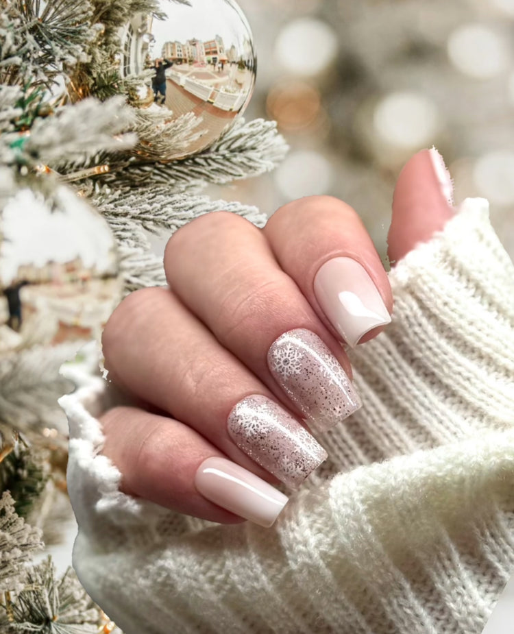 Winter & Dark Press On Nails