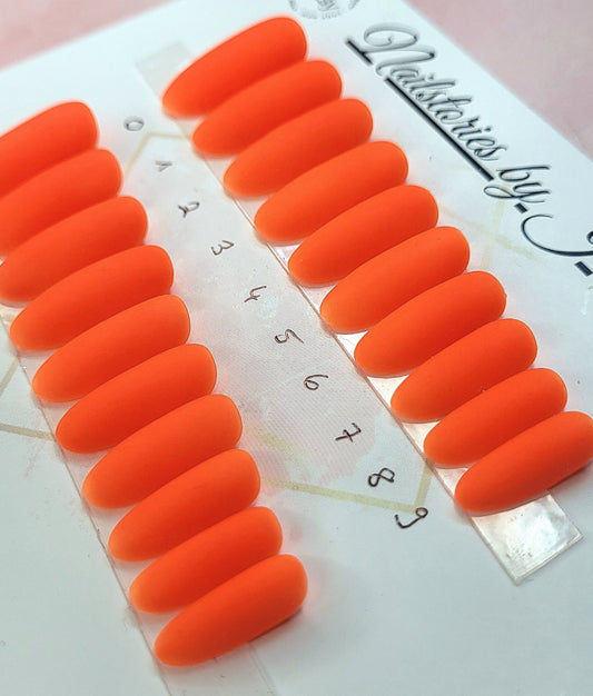 Ready to Wear Set - Press on nails