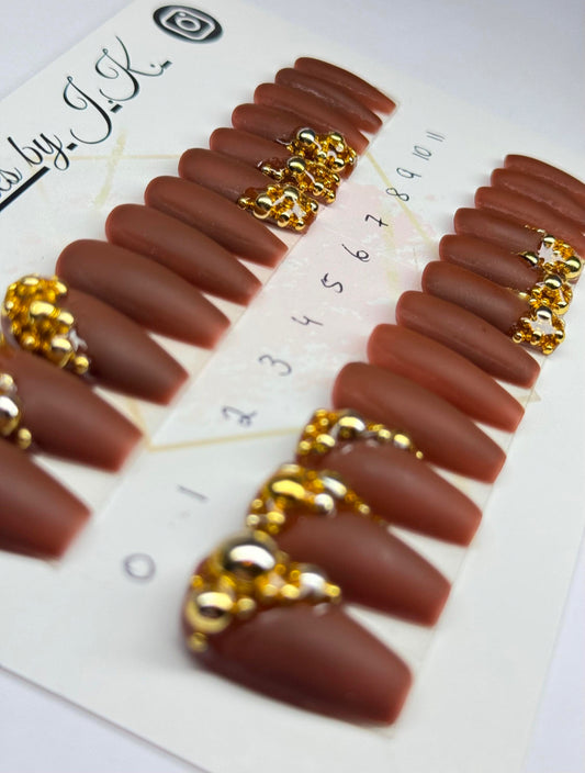 Ready to Wear Set - Press on nails