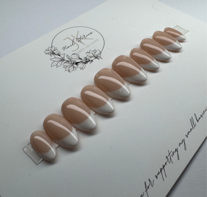 Classic French White Press-on Nägel – The Classic French by The Press On Lounge