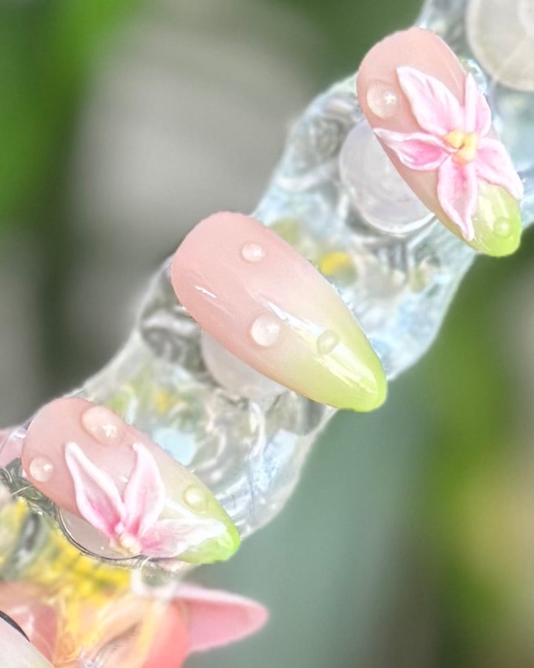 Morning dew - Made by Order Press on nails