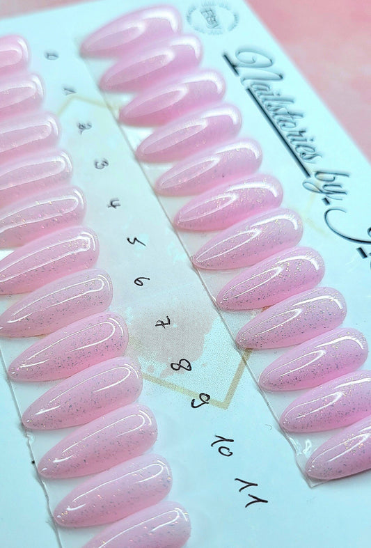 Ready to Wear Set - Press on nails