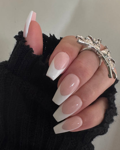 Classic French White Press-on Nägel – The Classic French by The Press On Lounge