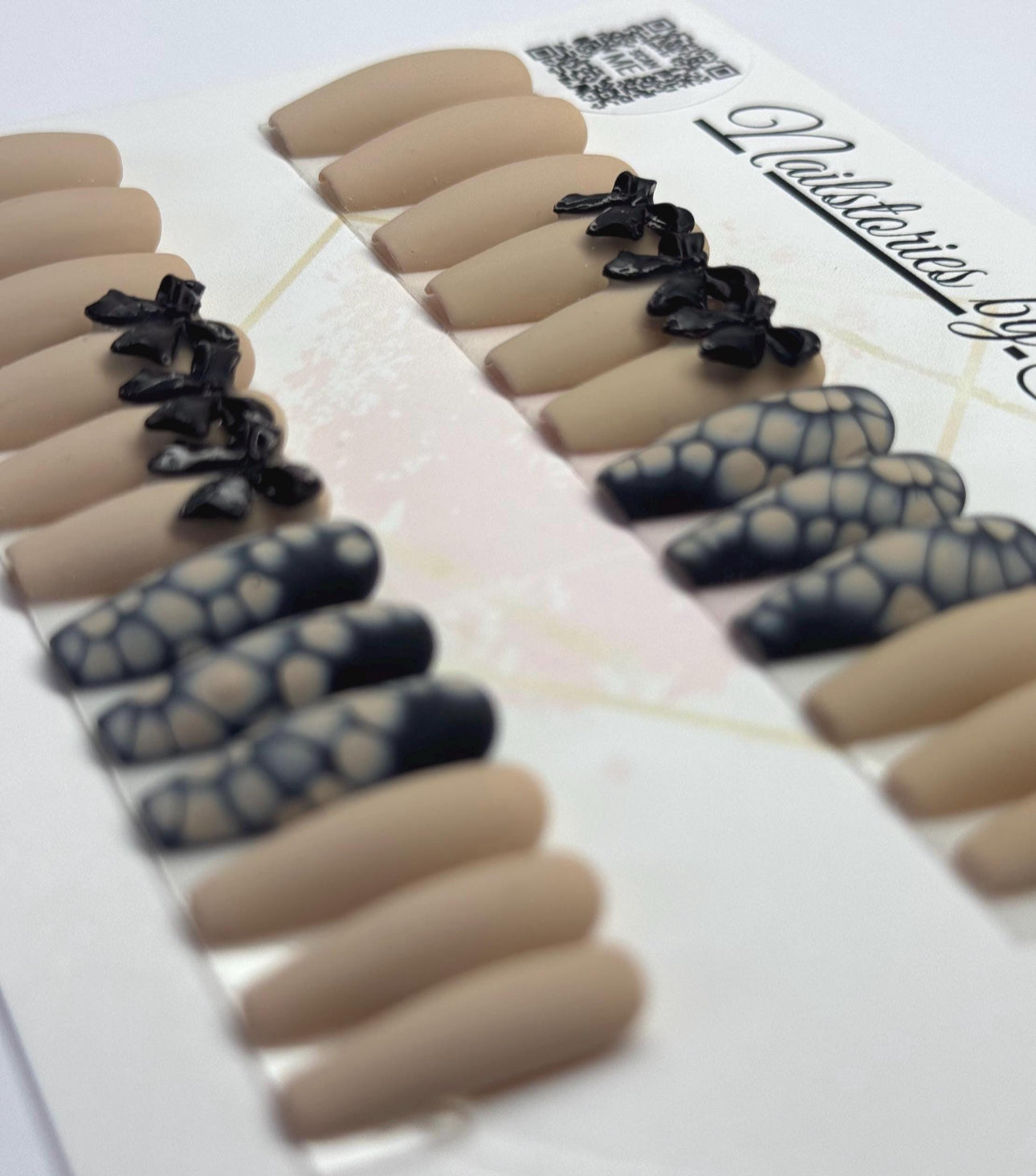 Ready to Wear Set - Press on nails