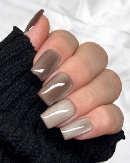 Dusty Taupe - Press on Nägel / Cat Eye