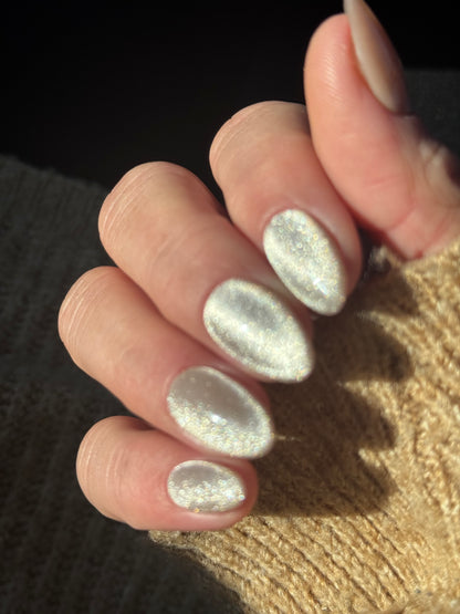 Magnetic Cat Eye - Made by Order Press on nails