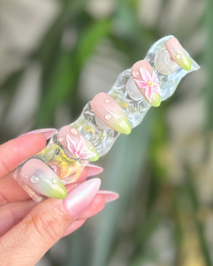 Morning dew - Made by Order Press on nails