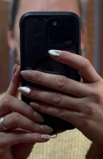 Magnetic Cat Eye - Made by Order Press on nails