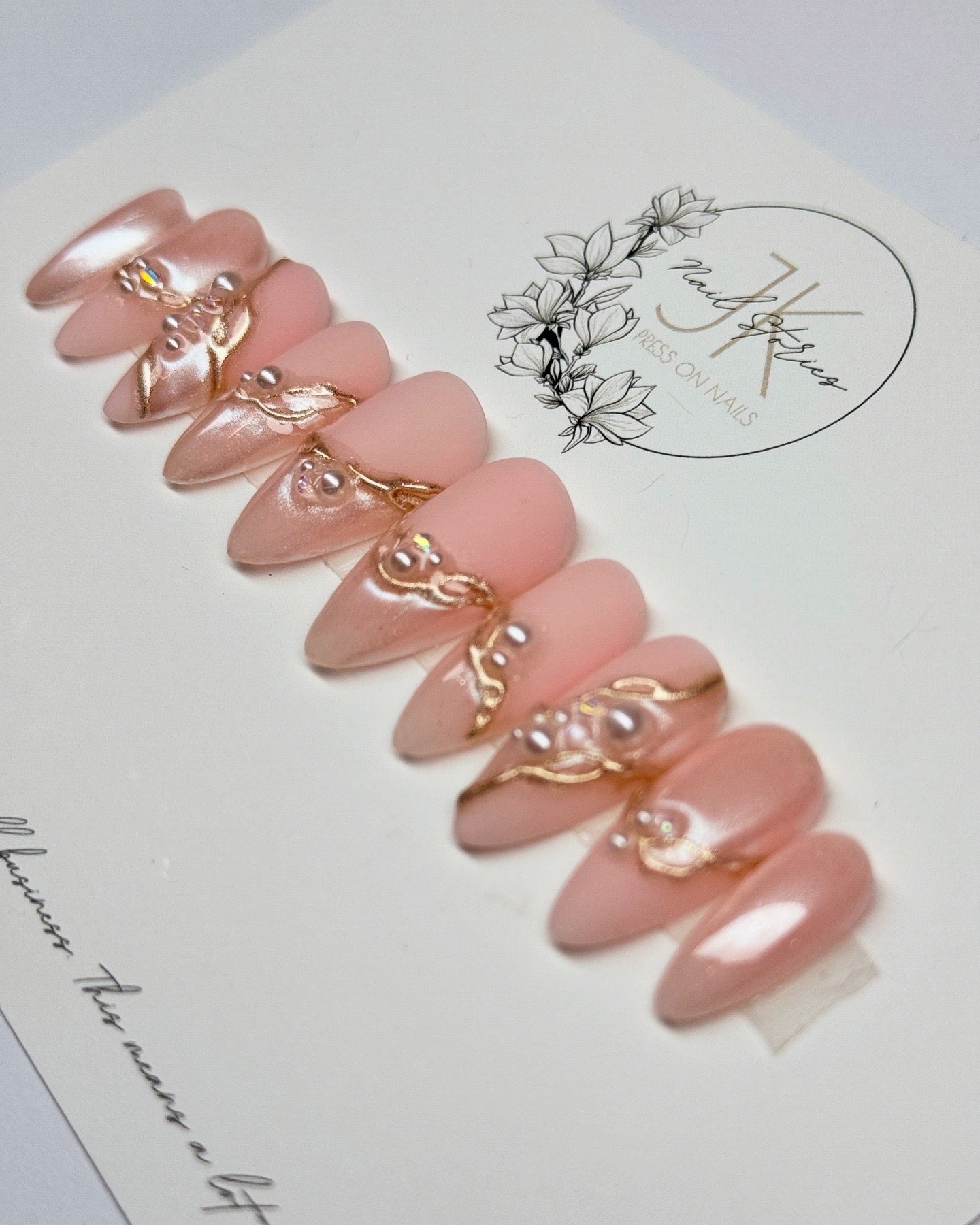 Glamour Girl - Made by order press on nails