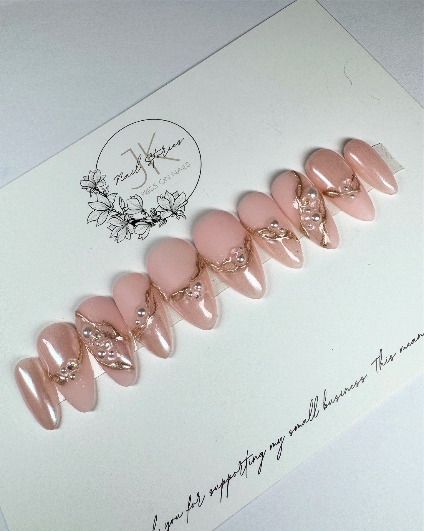 Glamour Girl - Made by order press on nails