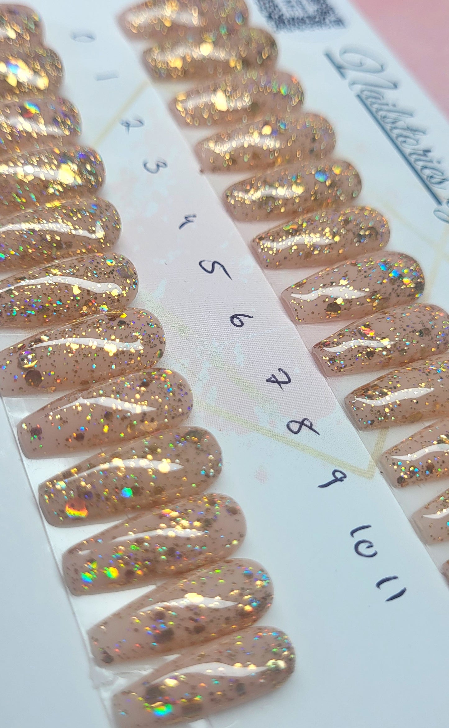 Ready to Wear Set - Press on nails