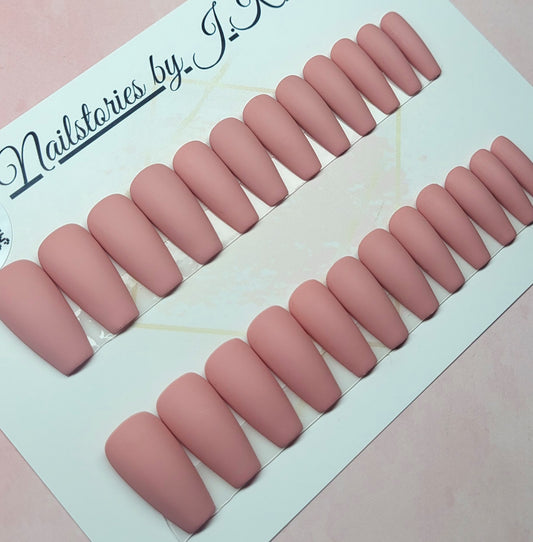 Ready to Wear Set - Press on nails