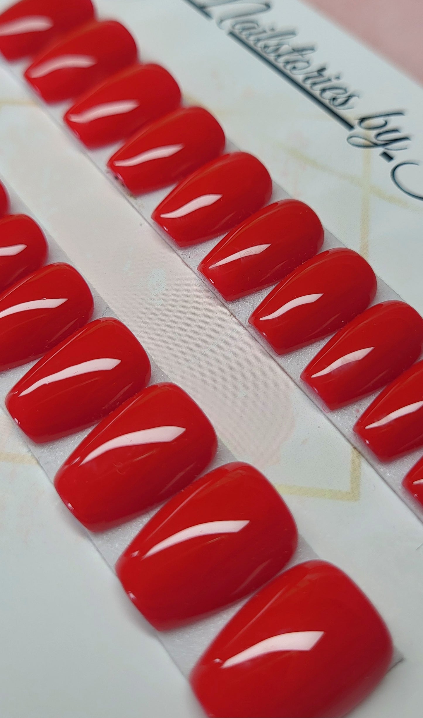 Ready to Wear Set - Press on nails